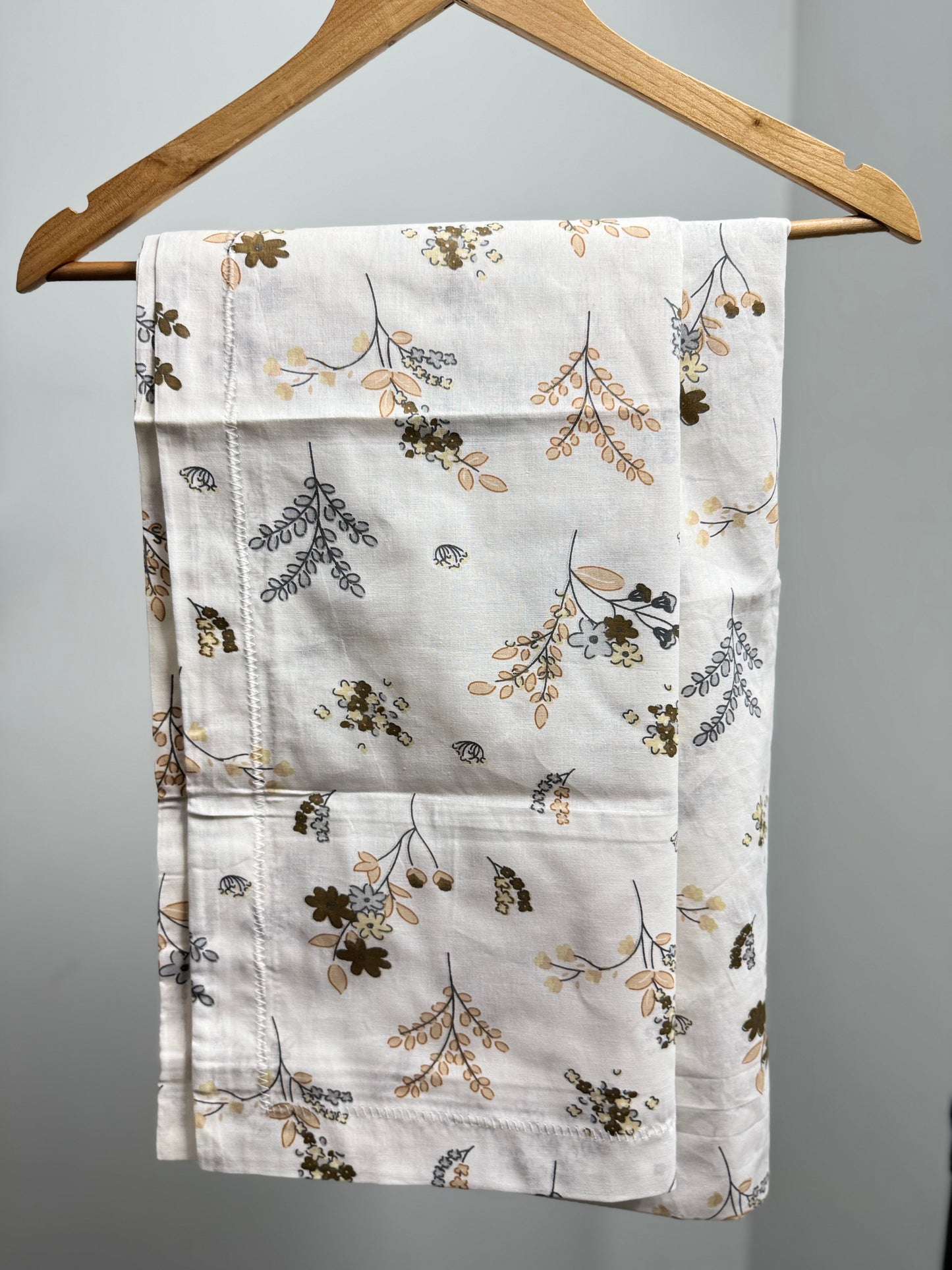 Queen Size Soft Cotton - Fitted Bed Sheet