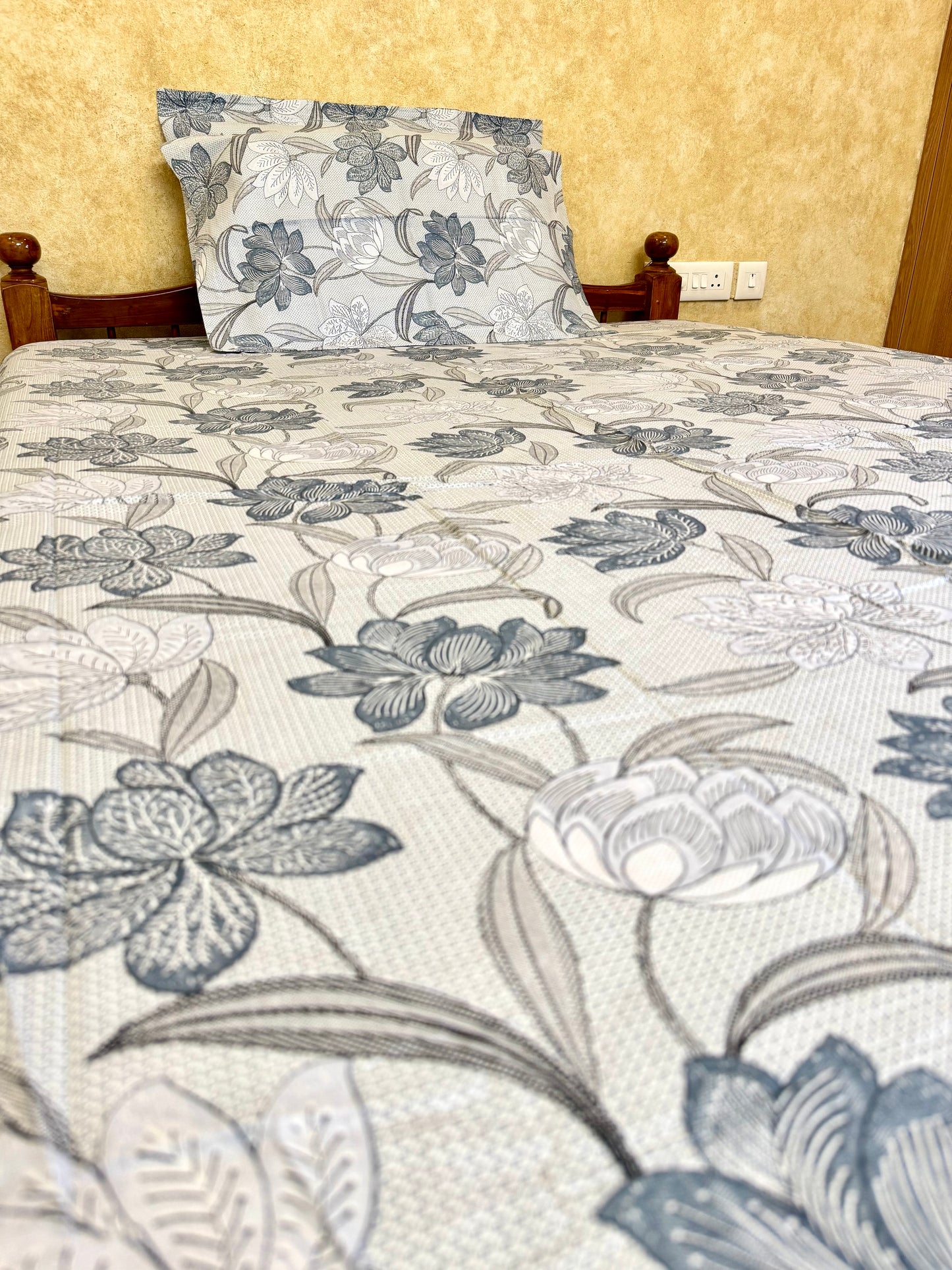 Queen Size Cotton Bed Sheet